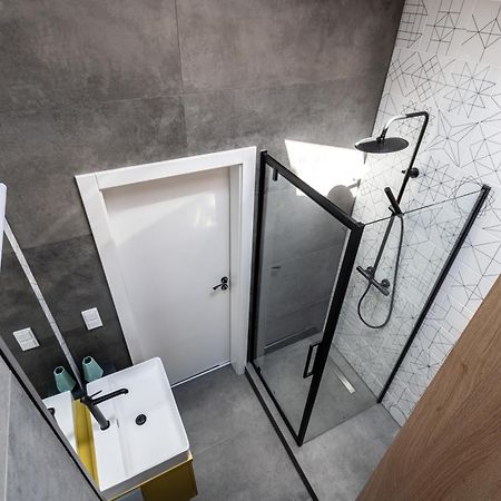 Smart Apartments - Old Town & Main Train Station - By Upstairs Cracóvia Exterior foto