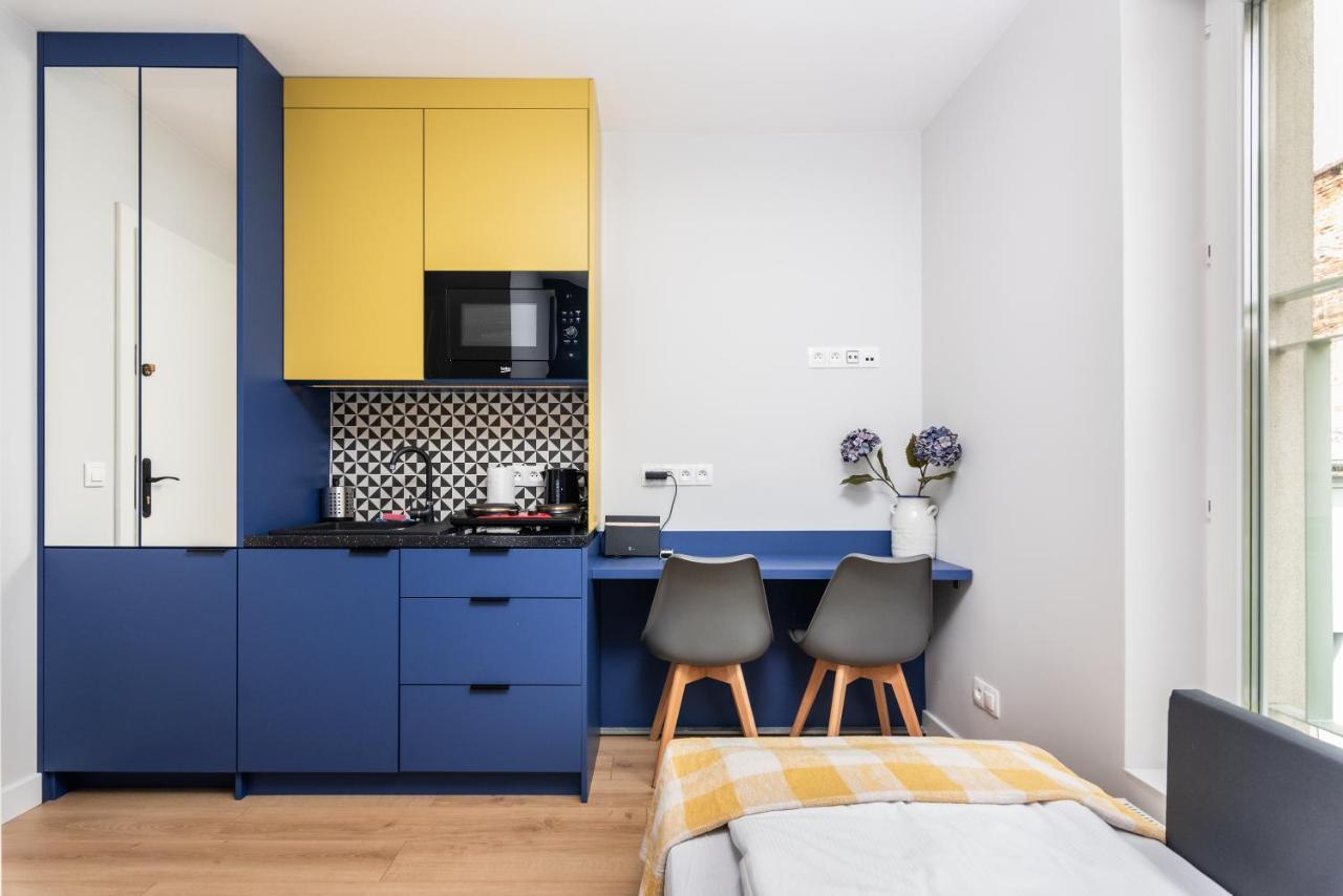 Smart Apartments - Old Town & Main Train Station - By Upstairs Cracóvia Exterior foto